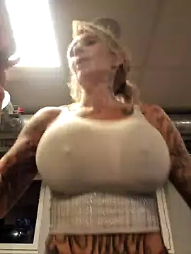 Ninasweden online show from December 10, 9:22 pm