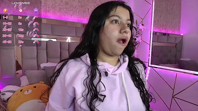 Miaa Smiith1 online show from January 19, 3:18 am