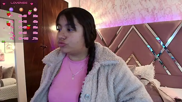 Miaa Smiith1 online show from February 5, 12:06 pm