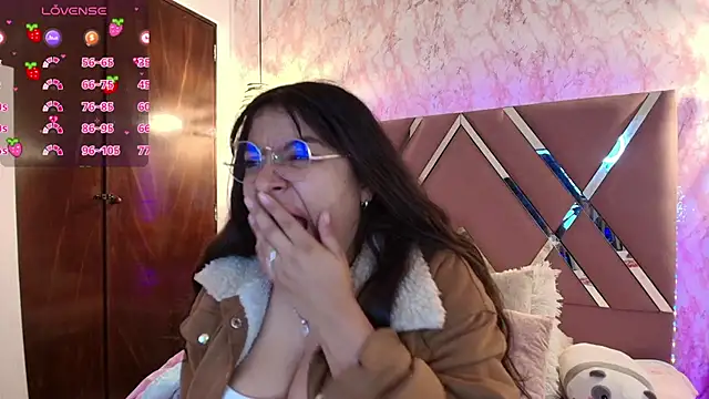 Miaa Smiith1 online show from February 9, 3:11 am