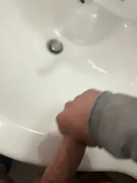 Snapshot of LucaDonna998 chatting on March 31, 4:18 pm LucaDonna998 online show from March 31, 4:18 pm