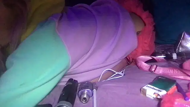 watermellonpussy online show from December 21, 3:31 pm