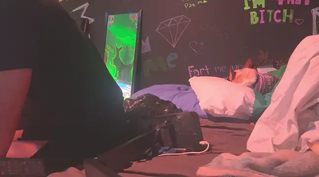 watermellonpussy online show from January 6, 8:28 pm