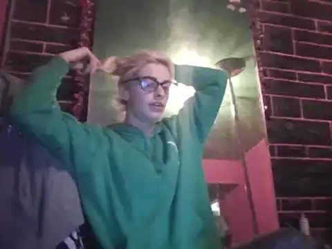 watermellonpussy online show from February 5, 6:02 am