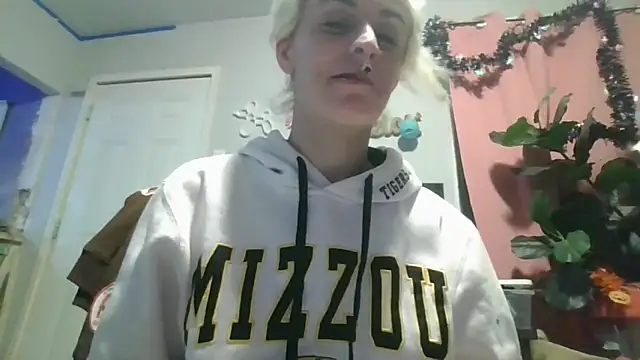 watermellonpussy online show from February 24, 6:00 am