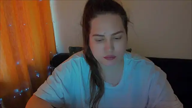 Snapshot of _madalexa_ chatting on December 4, 5:49 am madalexa online show from December 4, 5:49 am