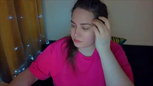 Snapshot of _madalexa_ chatting on December 9, 5:30 pm madalexa online show from December 9, 5:30 pm