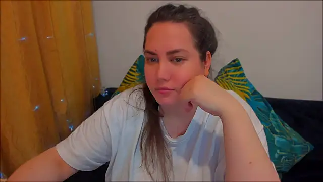 Snapshot of _madalexa_ chatting on December 10, 6:28 pm madalexa online show from December 10, 6:28 pm