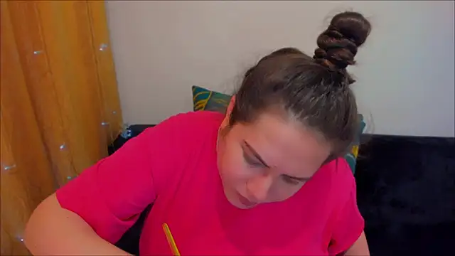 Snapshot of _madalexa_ chatting on December 14, 2:31 pm madalexa online show from December 14, 2:31 pm