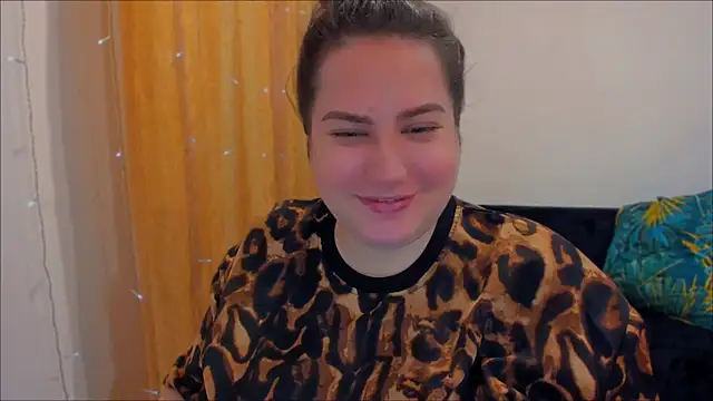 Snapshot of _madalexa_ chatting on December 24, 6:50 pm madalexa online show from December 24, 6:50 pm