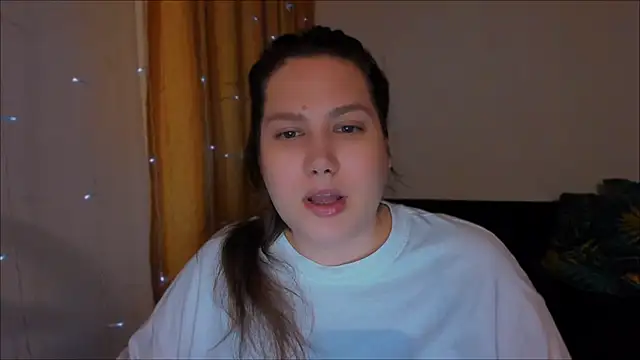 Snapshot of _madalexa_ chatting on February 1, 9:51 pm madalexa online show from February 1, 9:51 pm