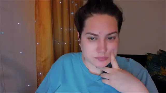 Snapshot of _madalexa_ chatting on February 7, 10:41 pm madalexa online show from February 7, 10:41 pm