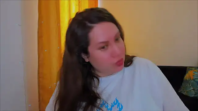 Snapshot of _madalexa_ chatting on February 21, 8:29 am madalexa online show from February 21, 8:29 am