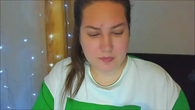 Snapshot of _madalexa_ chatting on December 5, 8:38 pm madalexa online show from December 5, 8:38 pm