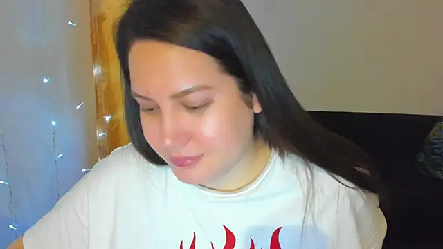 Snapshot of _madalexa_ chatting on January 17, 2:16 am madalexa online show from January 17, 2:16 am