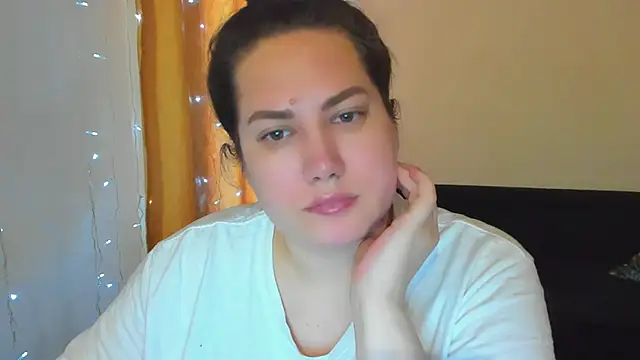 Snapshot of _madalexa_ chatting on February 13, 1:18 pm madalexa online show from February 13, 1:18 pm