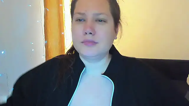 Snapshot of _madalexa_ chatting on March 3, 5:57 am madalexa online show from March 3, 5:57 am