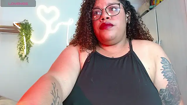 Snapshot of Dirty_sara17 chatting on June 22, 11:57 pm Dirty sara17 online show from June 22, 11:57 pm