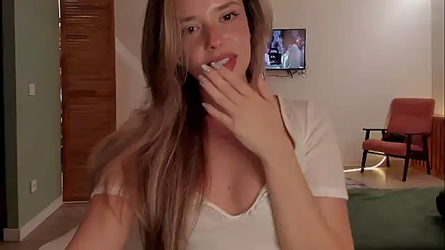 Snapshot of AmeliaBrian chatting on July 22, 10:23 pm AmeliaBrian online show from July 22, 10:23 pm