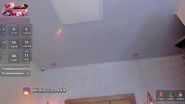 Snapshot of LARSONMIA chatting on February 13, 3:14 pm LARSONMIA online show from February 13, 3:14 pm