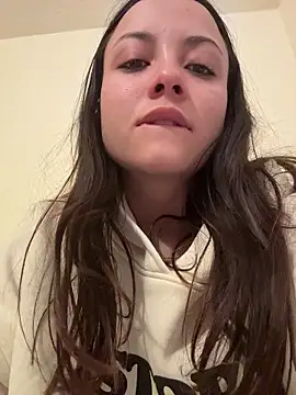 Megan Rodrigo online show from April 19, 11:42 am