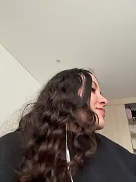 Megan Rodrigo online show from June 6, 2:33 pm