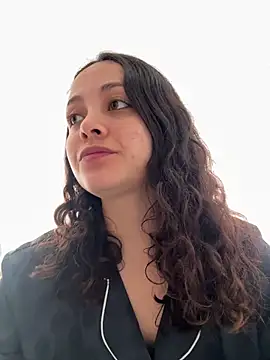 Megan Rodrigo online show from June 9, 1:12 pm