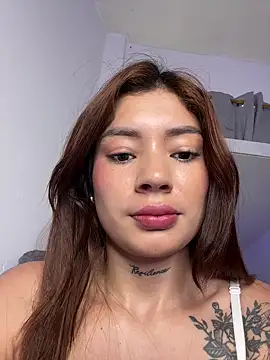 Roxanne 08 online show from March 14, 6:32 am