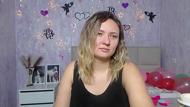 SallyVerda online show from February 2, 1:12 am