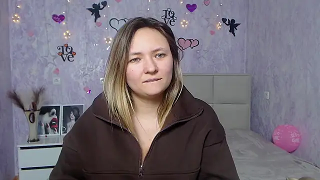 SallyVerda online show from February 7, 7:27 pm