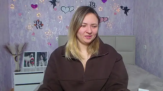 SallyVerda online show from February 12, 6:51 pm