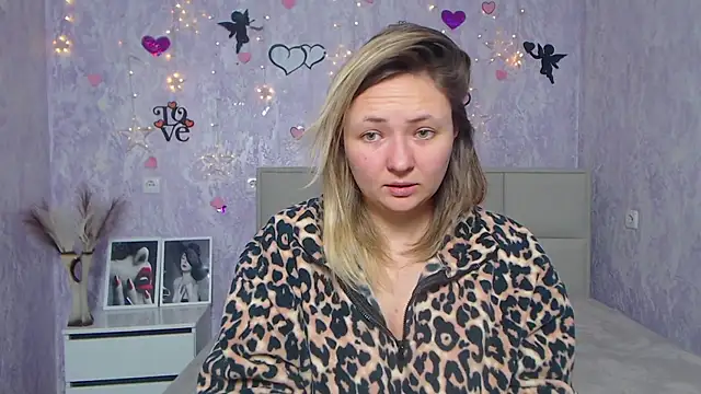 SallyVerda online show from February 13, 7:42 pm