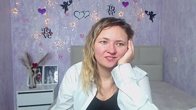 SallyVerda online show from February 20, 4:07 am