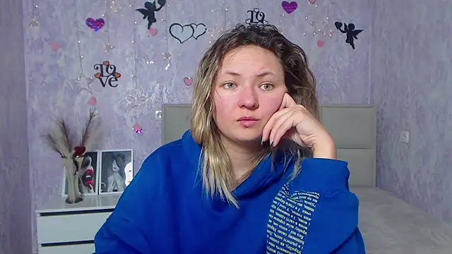 SallyVerda online show from February 20, 9:53 pm