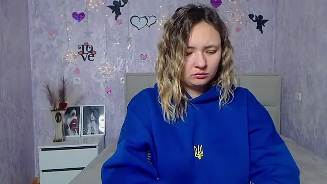 SallyVerda online show from February 26, 6:54 pm