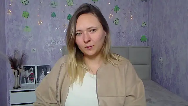 SallyVerda online show from March 16, 6:34 pm