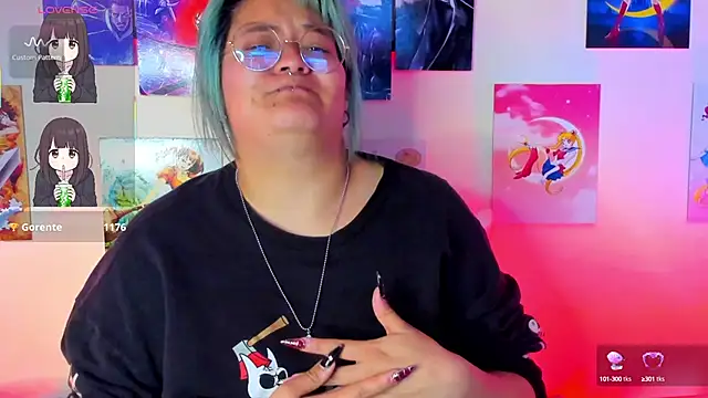 Snapshot of lucky-leah chatting on February 6, 6:29 am lucky-leah online show from February 6, 6:29 am