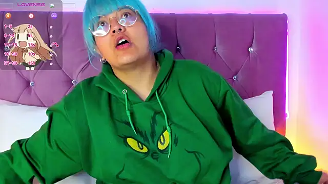 Snapshot of lucky-leah chatting on February 20, 3:23 am lucky-leah online show from February 20, 3:23 am