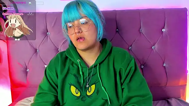 Snapshot of lucky-leah chatting on February 20, 6:28 am lucky-leah online show from February 20, 6:28 am