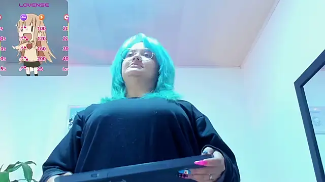 Snapshot of lucky-leah chatting on March 9, 4:38 am lucky-leah online show from March 9, 4:38 am