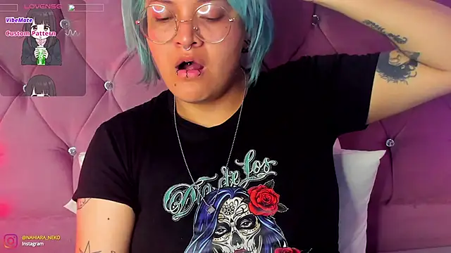 Snapshot of lucky-leah chatting on March 15, 4:24 am lucky-leah online show from March 15, 4:24 am