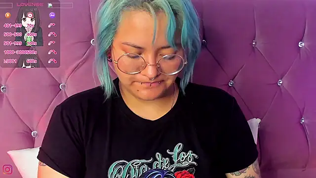 Snapshot of lucky-leah chatting on March 15, 7:31 am lucky-leah online show from March 15, 7:31 am