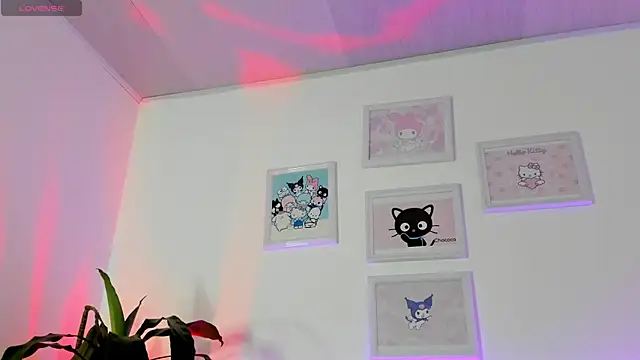 Snapshot of lucky-leah chatting on March 18, 3:31 am lucky-leah online show from March 18, 3:31 am