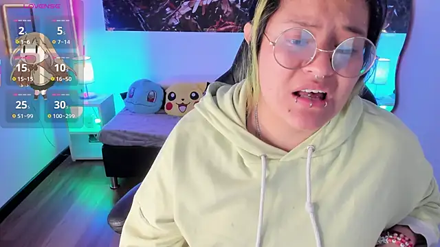 Snapshot of lucky-leah chatting on September 18, 4:14 am lucky-leah online show from September 18, 4:14 am