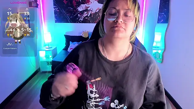 Snapshot of lucky-leah chatting on September 24, 4:16 am lucky-leah online show from September 24, 4:16 am