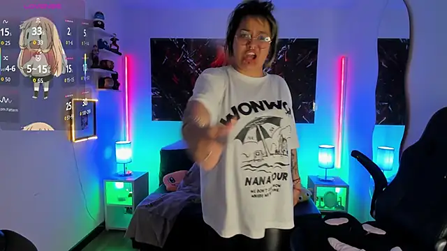 Snapshot of lucky-leah chatting on October 14, 4:24 am lucky-leah online show from October 14, 4:24 am