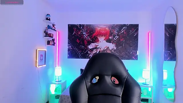 Snapshot of lucky-leah chatting on November 6, 3:40 am lucky-leah online show from November 6, 3:40 am