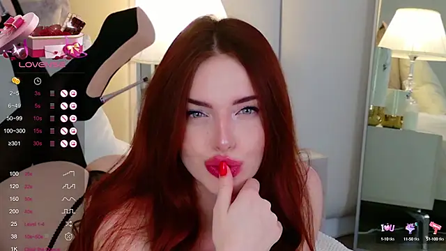 Snapshot of Anje_Cox chatting on February 10, 8:20 am Anje Cox online show from February 10, 8:20 am