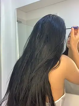 Ambar R0SSE online show from February 16, 1:25 am