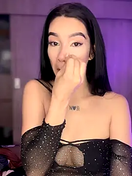 Ambar R0SSE online show from October 30, 6:04 am